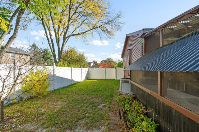 $639,000 | 55 Alpine Drive, Colonie, NY 12110