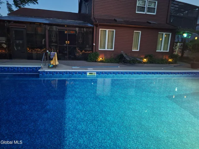 $639,000 | 55 Alpine Drive, Colonie, NY 12110