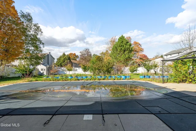 $639,000 | 55 Alpine Drive, Colonie, NY 12110