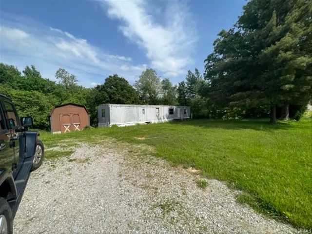 $49,900 | 8988 Highway 161, Dale, IN 47523