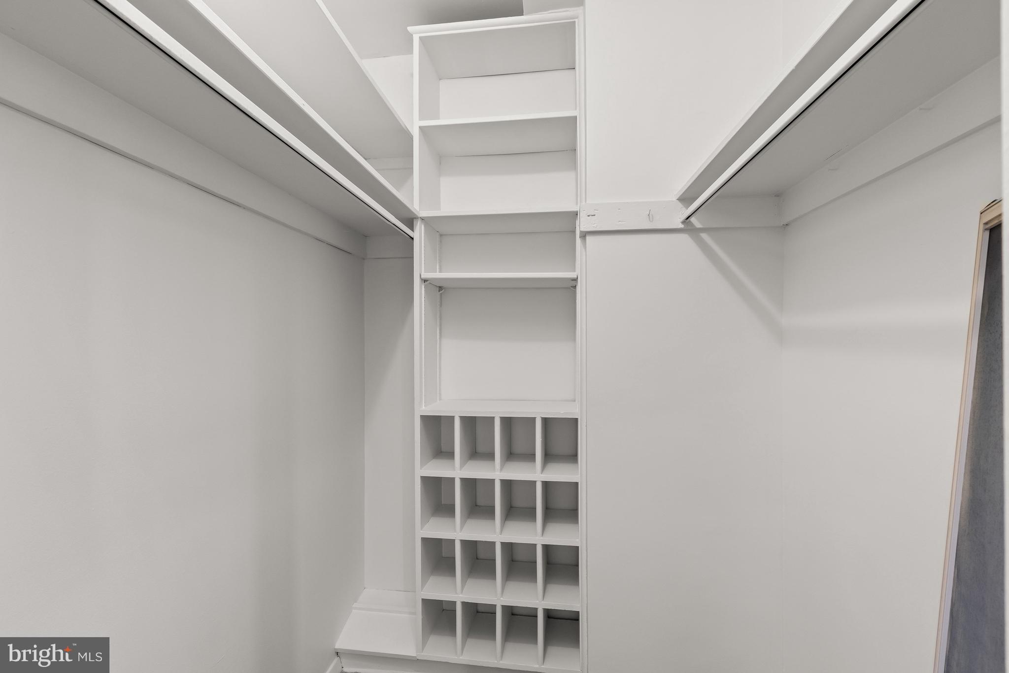 4000 Tunlaw Road Northwest, Unit 1007 Washington, DC 20007 - Photo 20 of 50 a view of an empty walk in closet