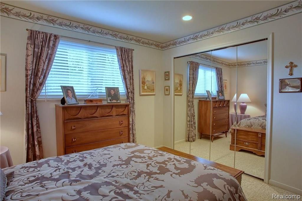11031 Messmore Road Utica, MI 48317 - Photo 17 of 30