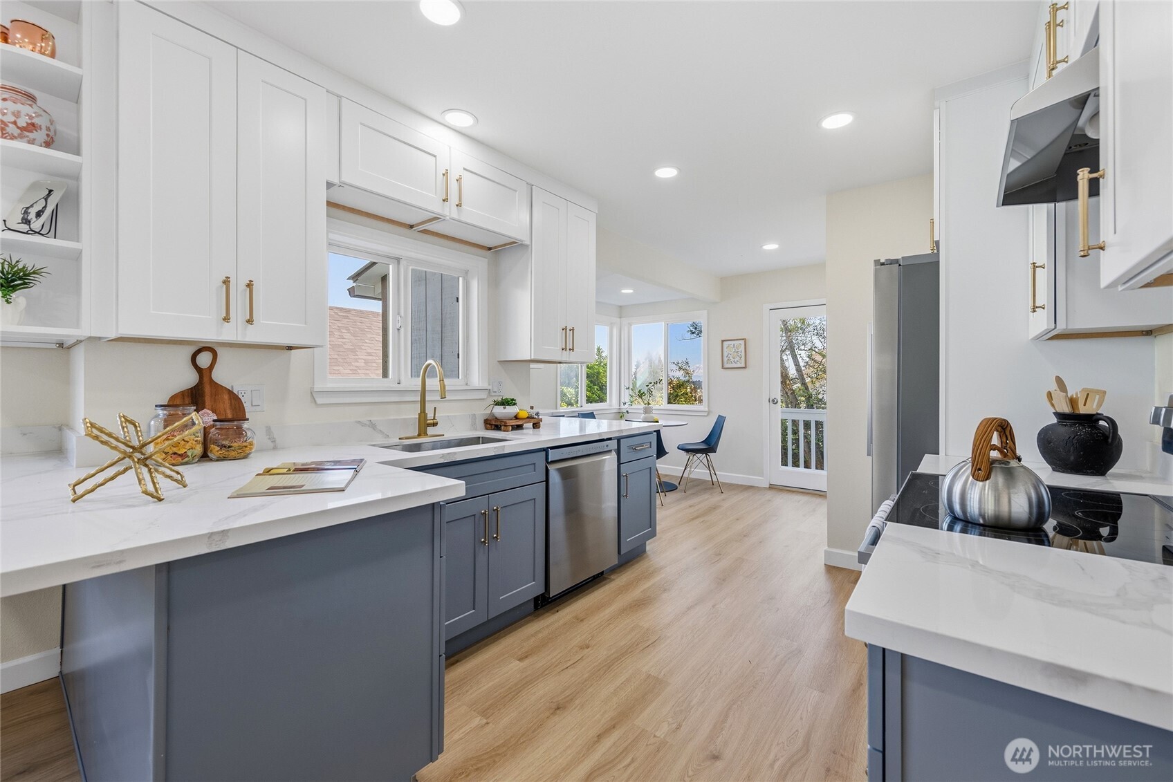 331 Northeast 53rd Street Seattle, WA 98105 - Photo 13 of 40