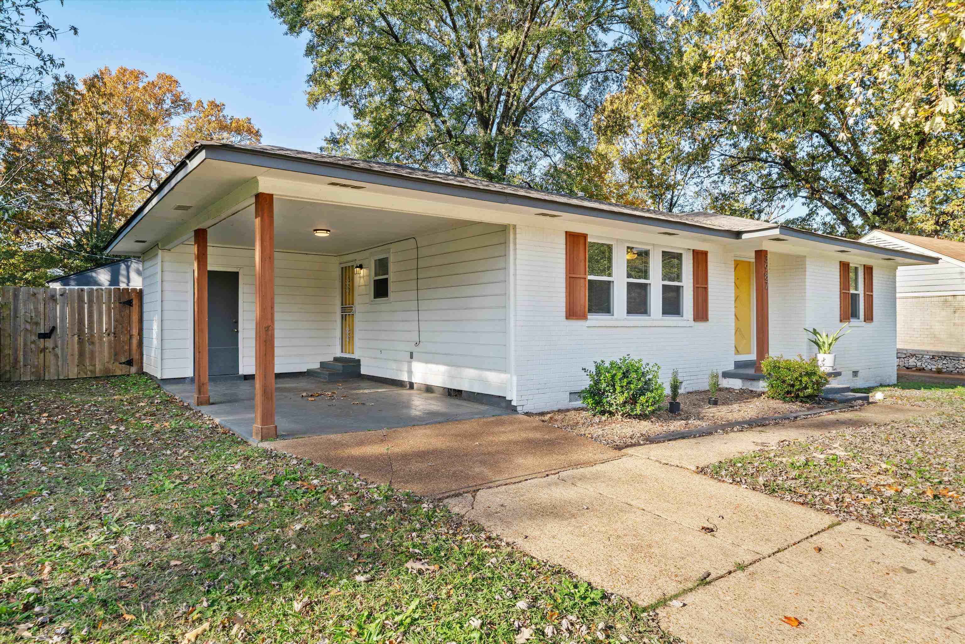 3987 Bishops Bridge Road Memphis, TN 38118 - Photo 3 of 27 Gallery Image 3
