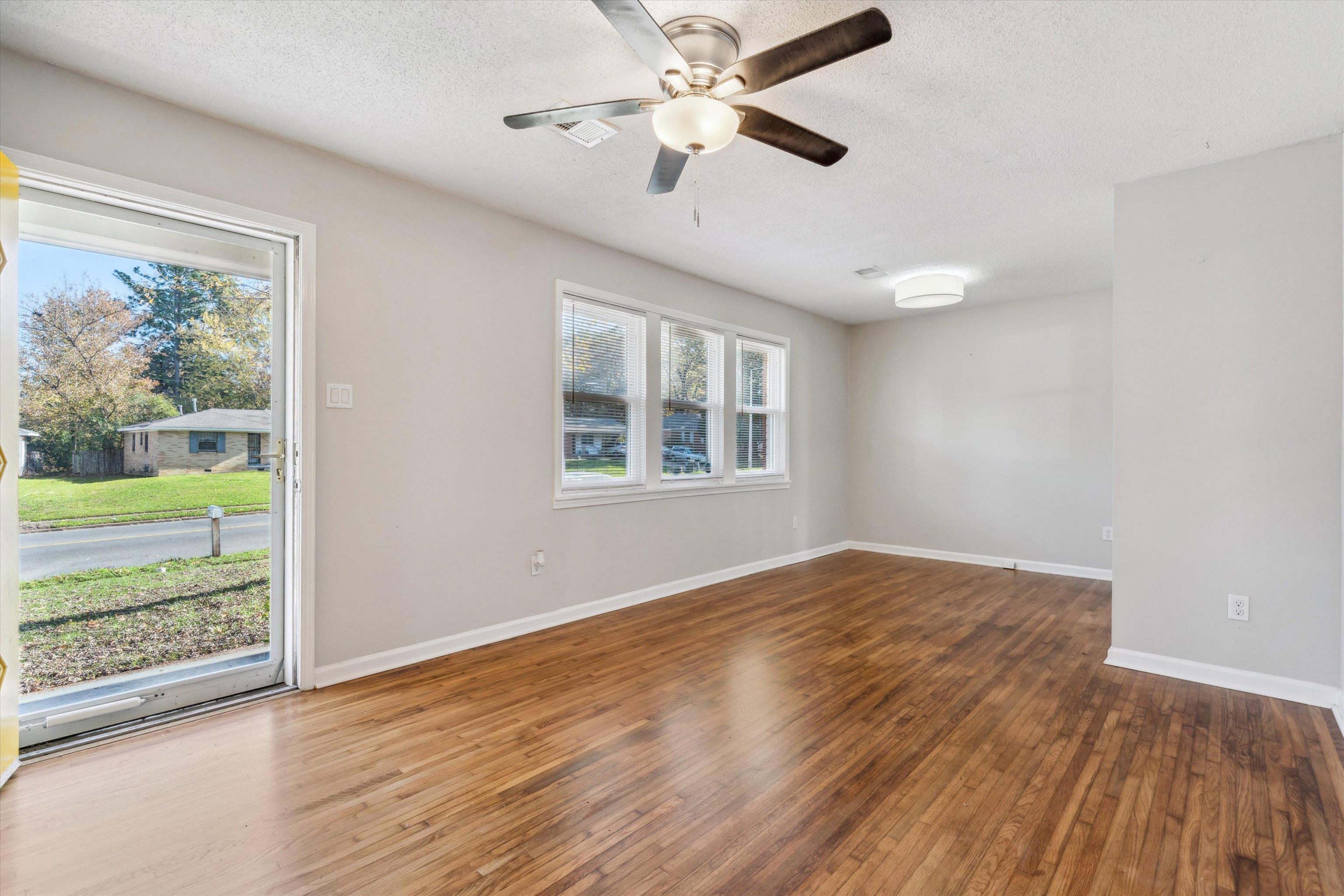 3987 Bishops Bridge Road Memphis, TN 38118 - Photo 5 of 27 Gallery Image 5