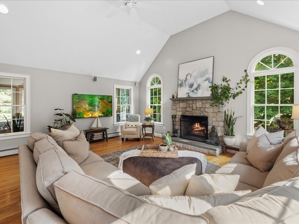 639 First Parish Road Scituate, MA 02066 - Photo 13 of 34 Gallery Image 13