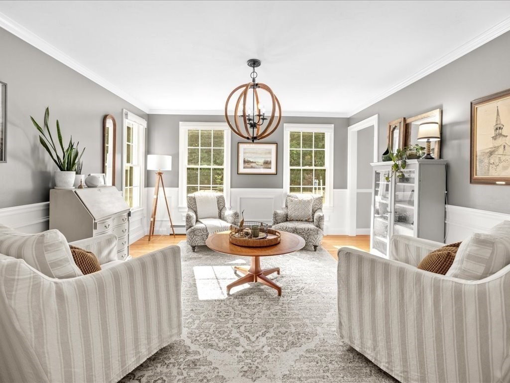 639 First Parish Road Scituate, MA 02066 - Photo 7 of 34 Gallery Image 7
