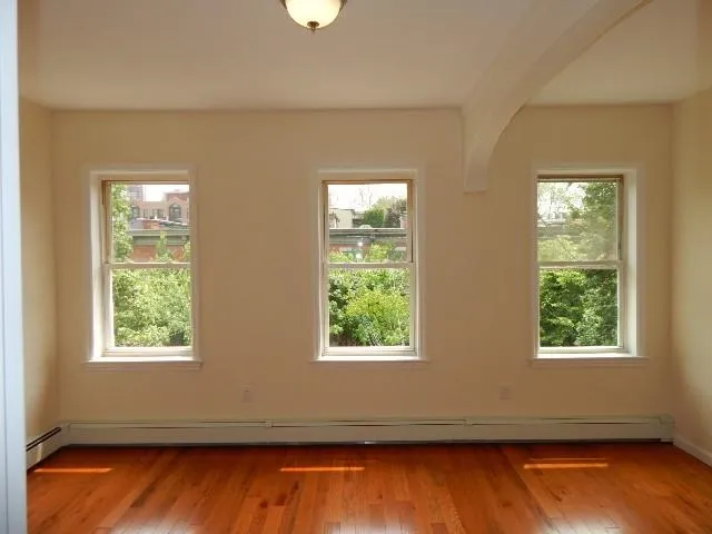 $2,500 | 230 5th Street, Unit 2, Jersey City, NJ 07302