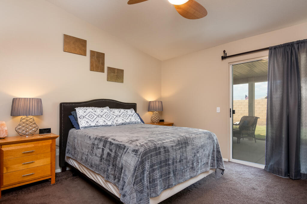 40965 Aetna Springs Road Indio, CA 92203 - Photo 11 of 28 40965aetnaspringstreet-lr-13