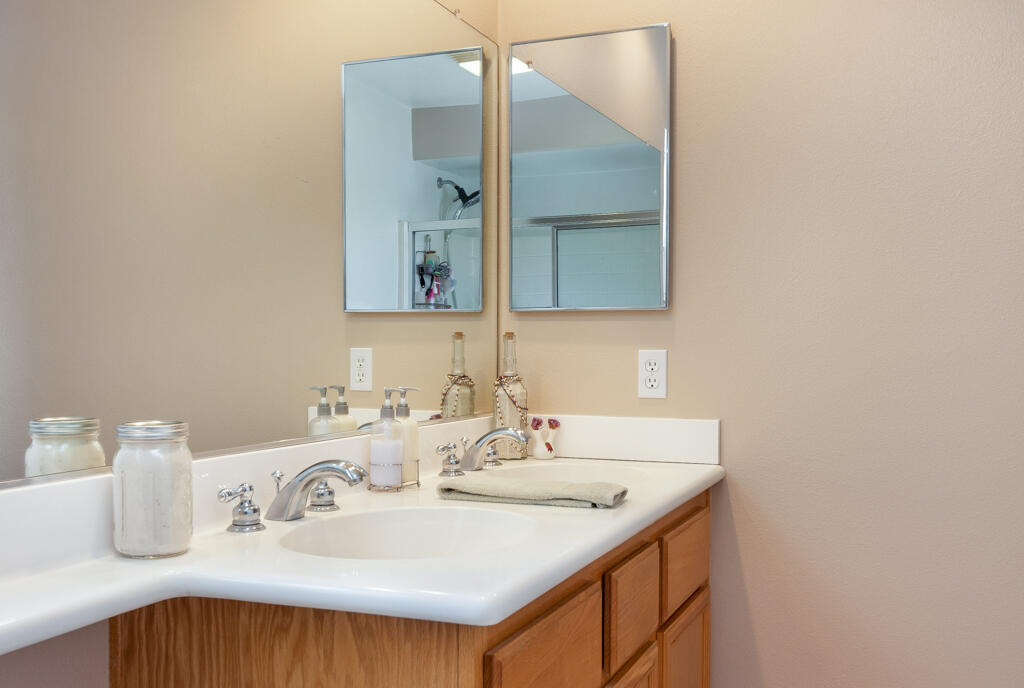 40965 Aetna Springs Road Indio, CA 92203 - Photo 14 of 28 40965aetnaspringstreet-lr-16