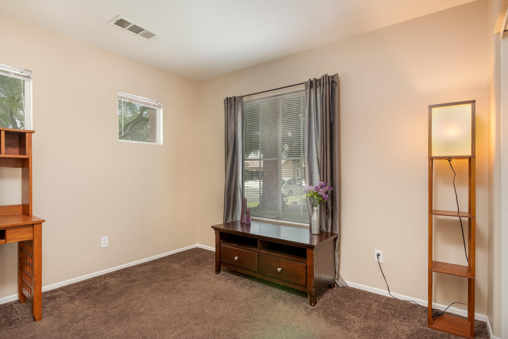 40965 Aetna Springs Road Indio, CA 92203 - Photo 17 of 28 40965aetnaspringstreet-lr-22