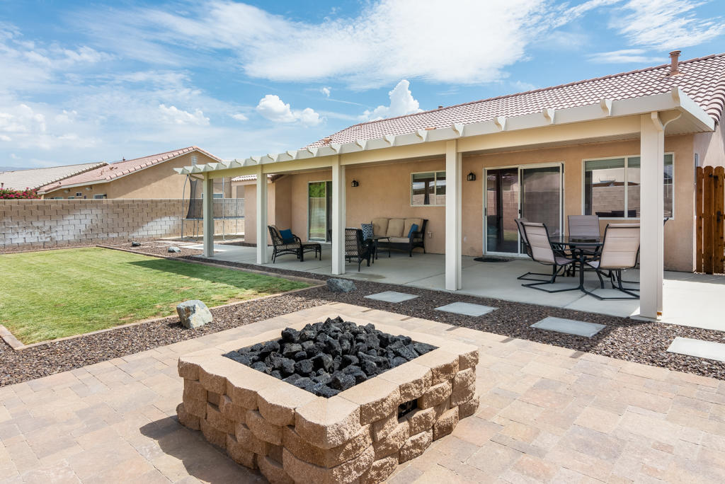 40965 Aetna Springs Road Indio, CA 92203 - Photo 19 of 28 40965aetnaspringstreet-lr-26