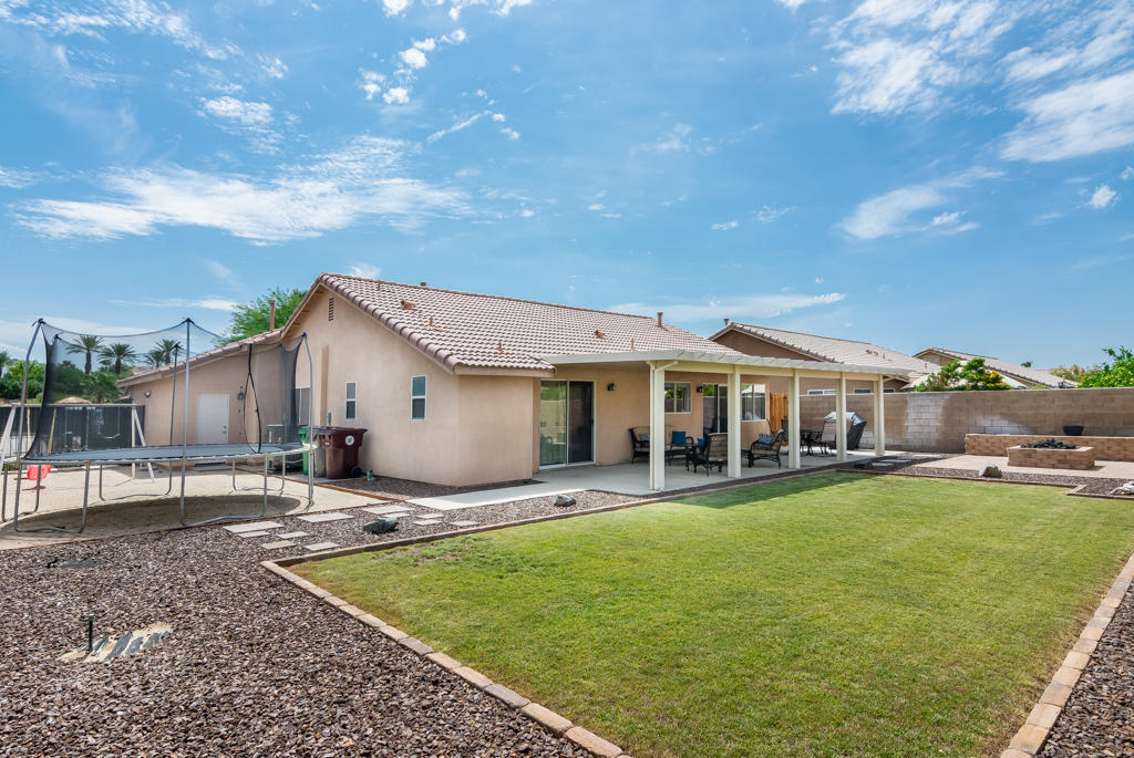 40965 Aetna Springs Road Indio, CA 92203 - Photo 22 of 28 40965aetnaspringstreet-lr-30