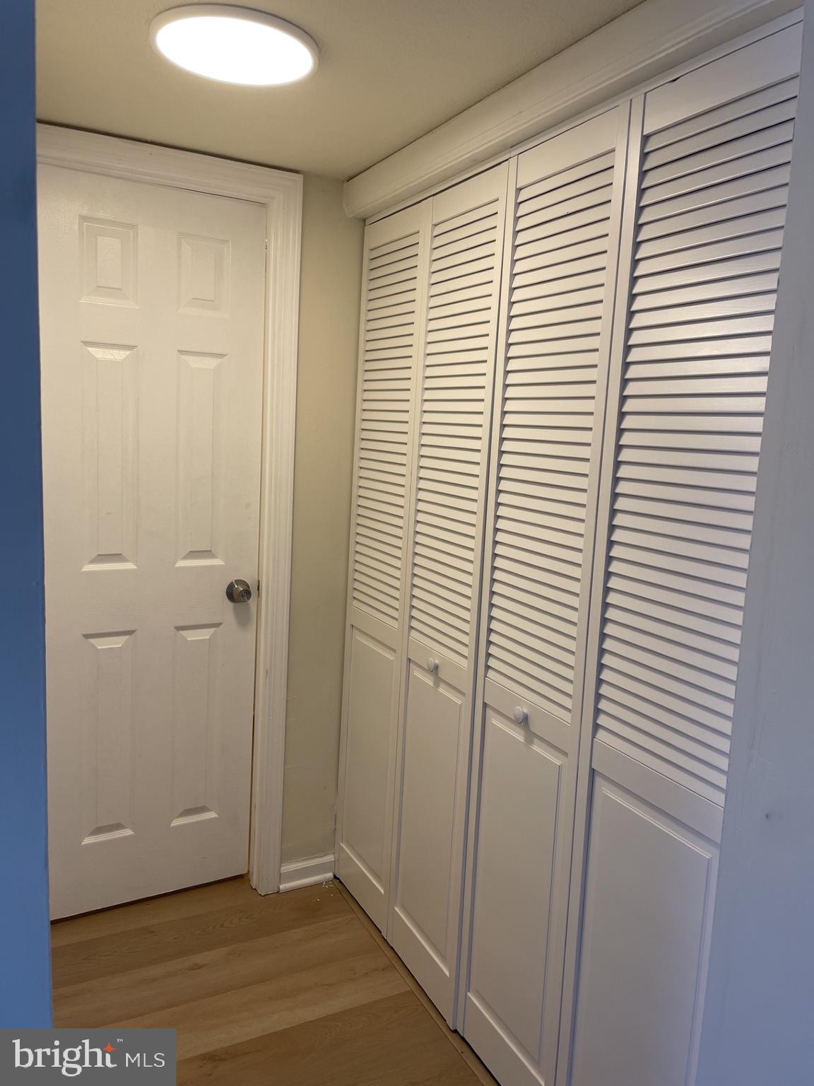 1287 Springtide Place Herndon, VA 20170 - Photo 11 of 23 a view of small space with wooden floor