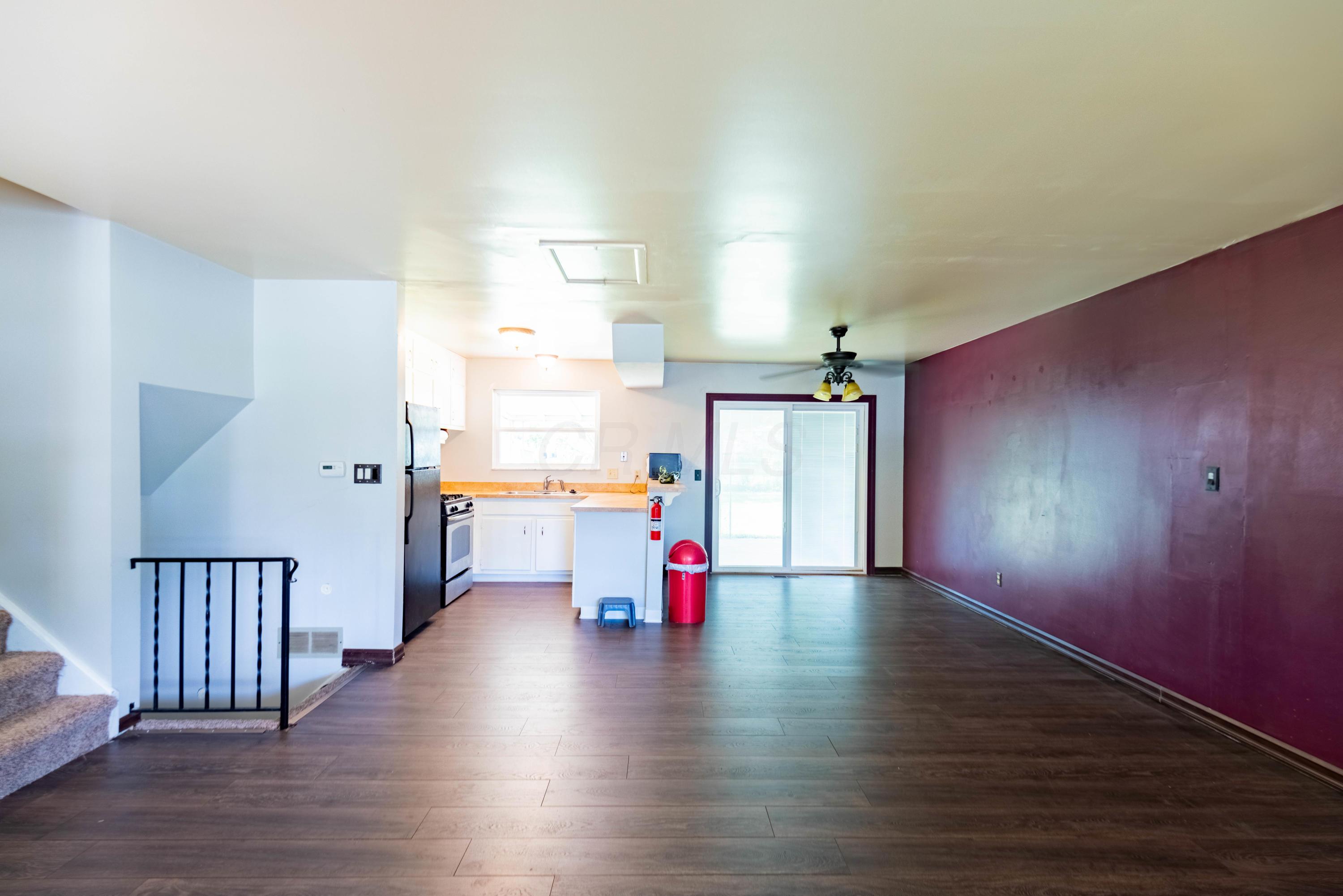 2775 Maywood Road Columbus, OH 43232 - Photo 4 of 11 Gallery Image 4