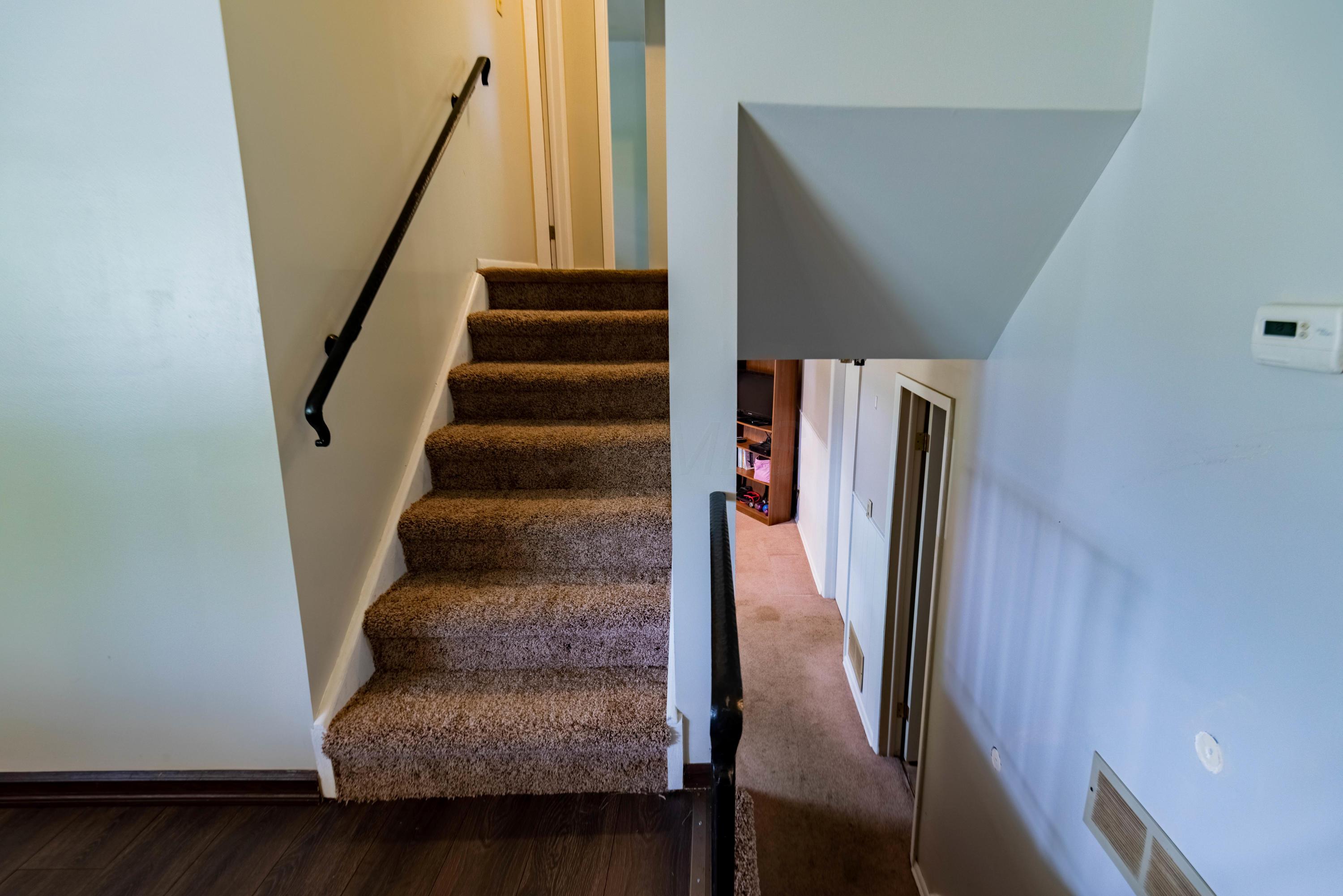 2775 Maywood Road Columbus, OH 43232 - Photo 6 of 11 Gallery Image 6