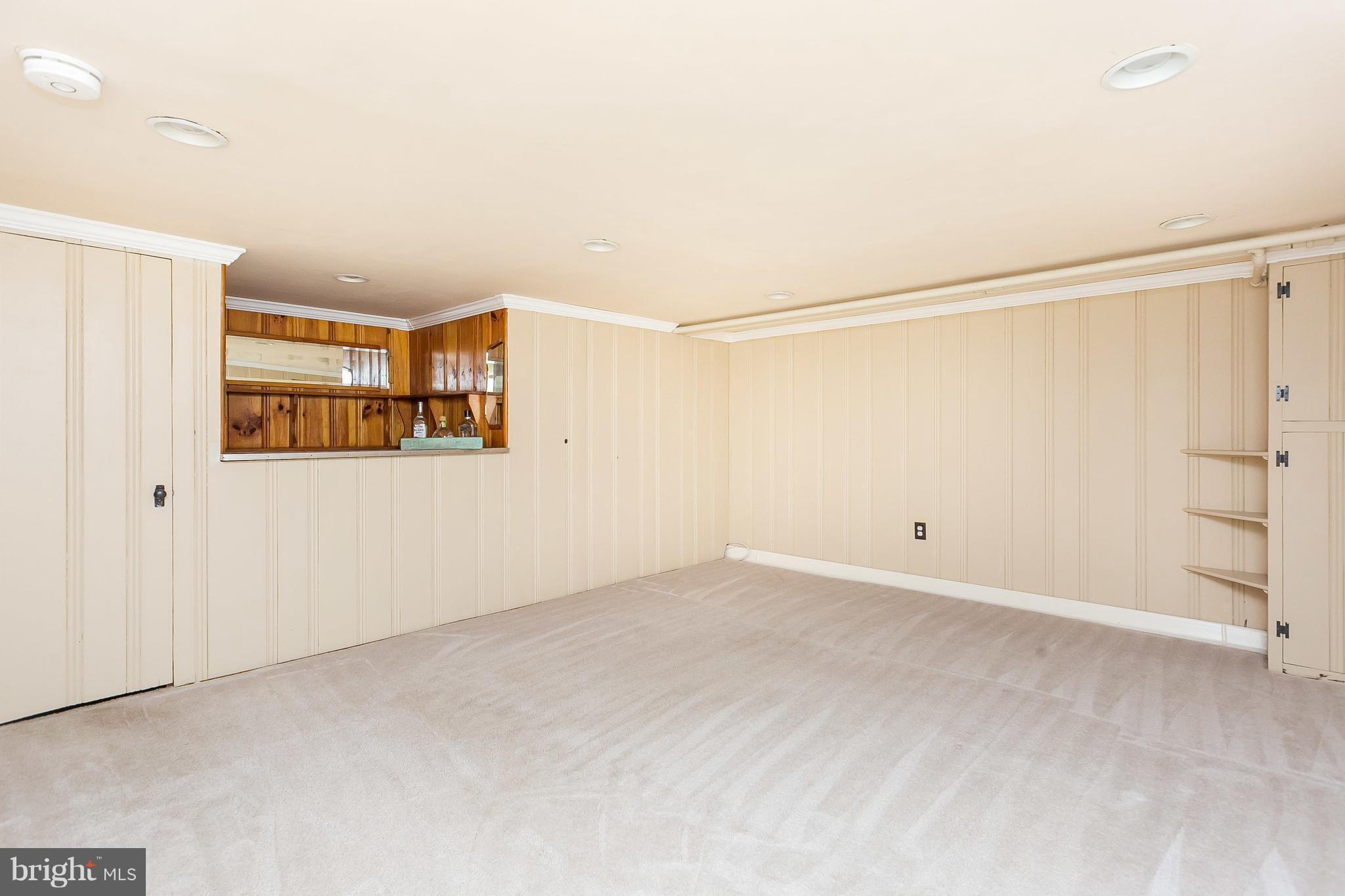 39 Murdock Road Baltimore, MD 21212 - Photo 23 of 28 a view of a big room with closet and cabinet