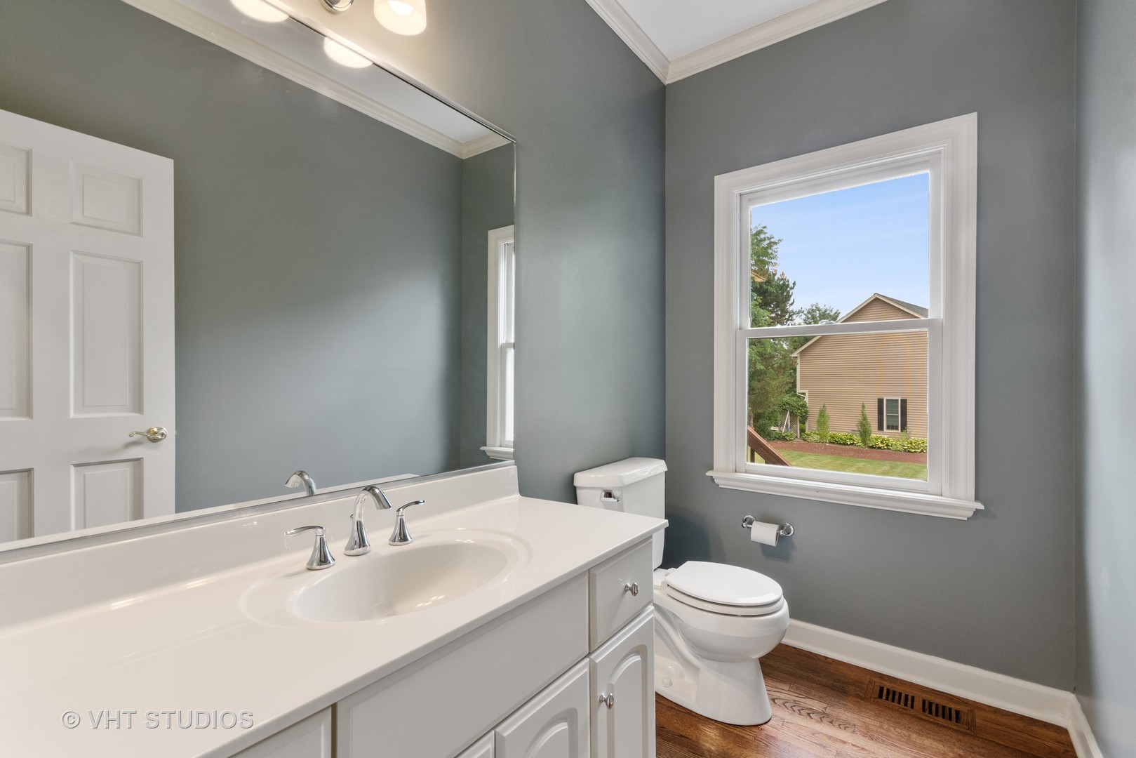 602 Chesapeake Road St. Charles, IL 60175 - Photo 10 of 25