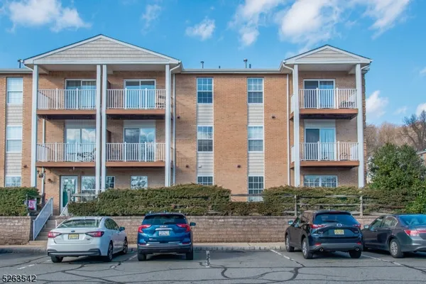 $2,950 | 210 Vista Drive, Cedar Knolls, NJ 07927