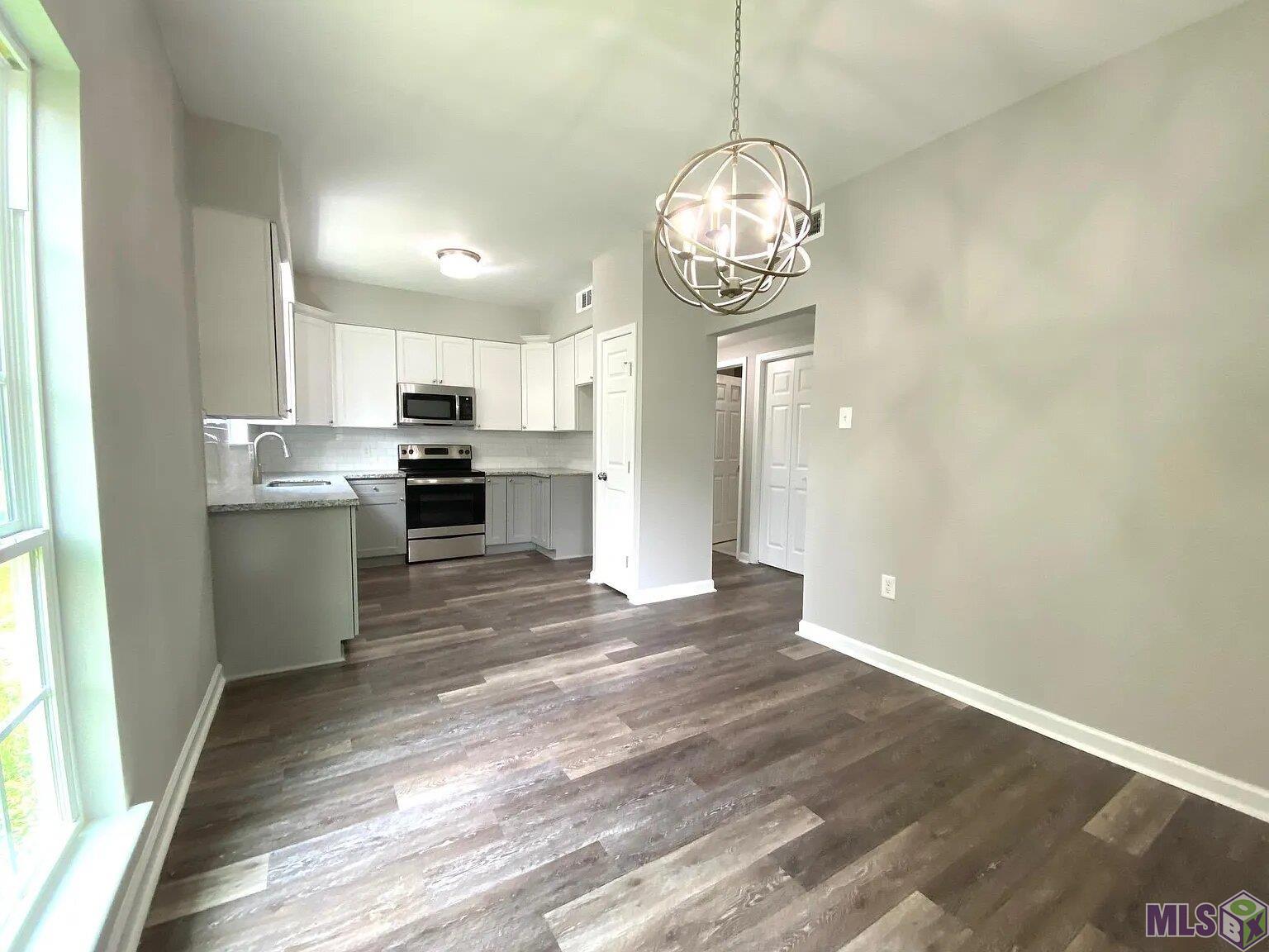 1551 Sharlo Avenue Baton Rouge, LA 70820 - Photo 7 of 15