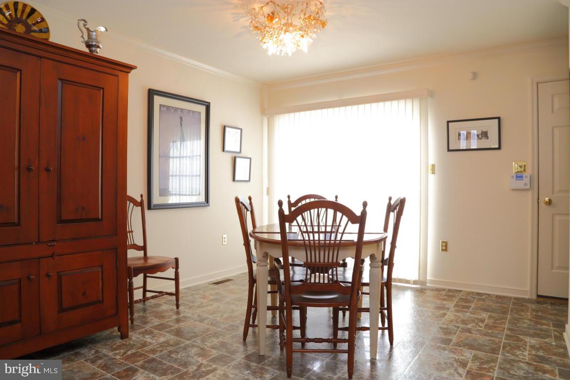 650 Chickadee Drive Lititz, PA 17543 - Photo 10 of 18