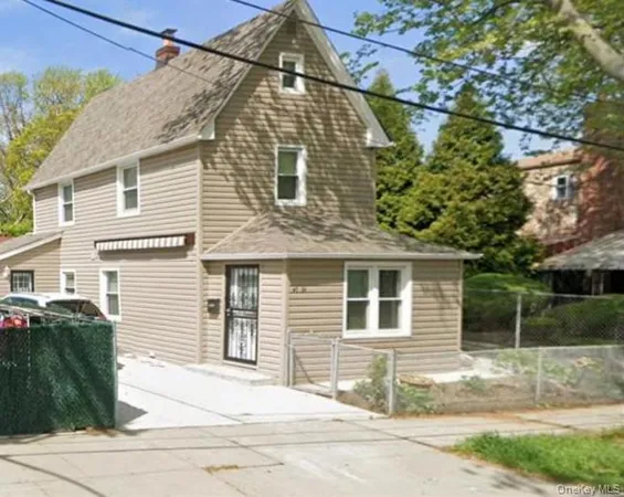$800,000 | 4734 206th Street | Bayside