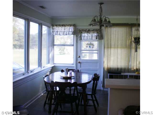 15737 Mountain Road Montpelier, VA 23192 - Photo 4 of 9 Dining Room