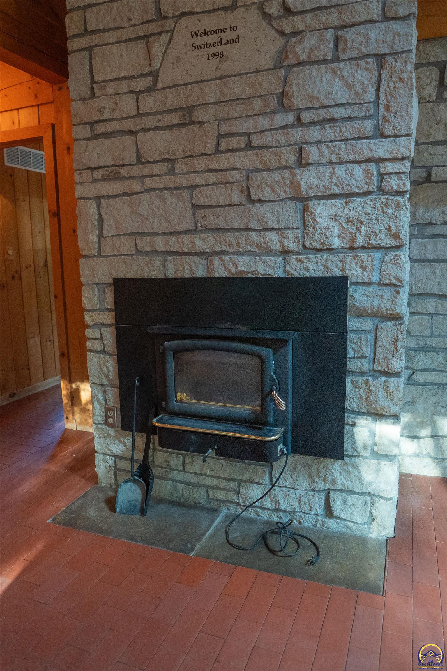 13625 206 Road Holton, KS 66436 - Photo 24 of 75 Gallery Image 24