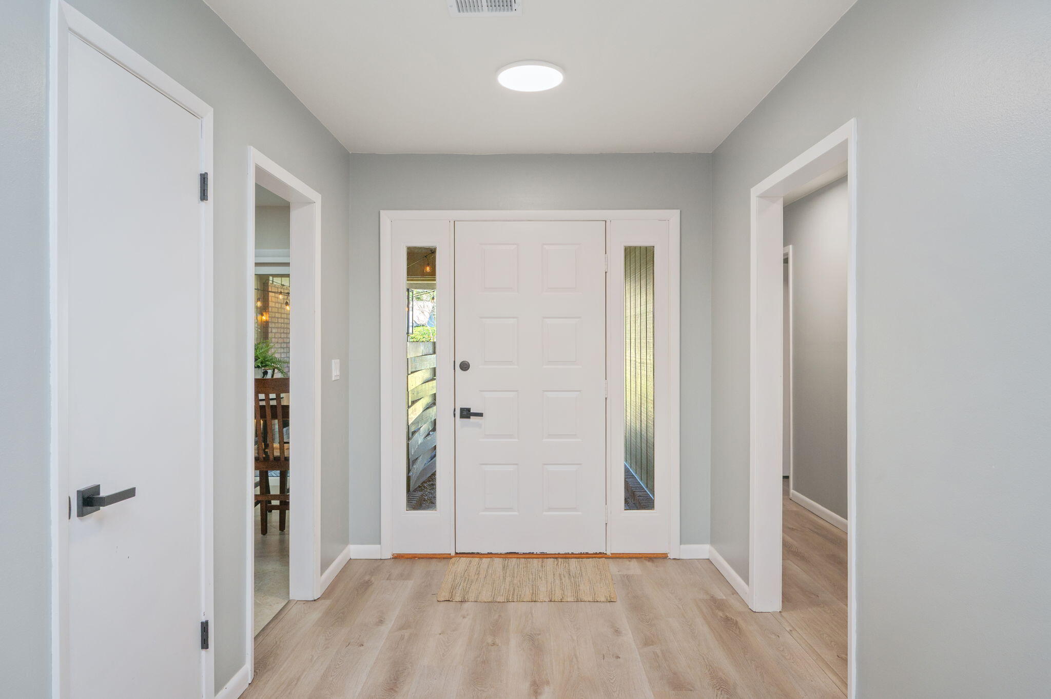 512 Samana Way Niceville, FL 32578 - Photo 5 of 43 Foyer