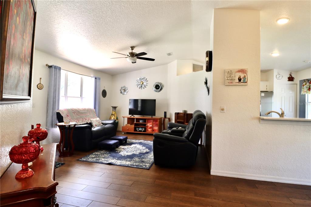 8565 Southwest 108th Pl Road Ocala, FL 34481 - Photo 16 of 45 Gallery Image 16