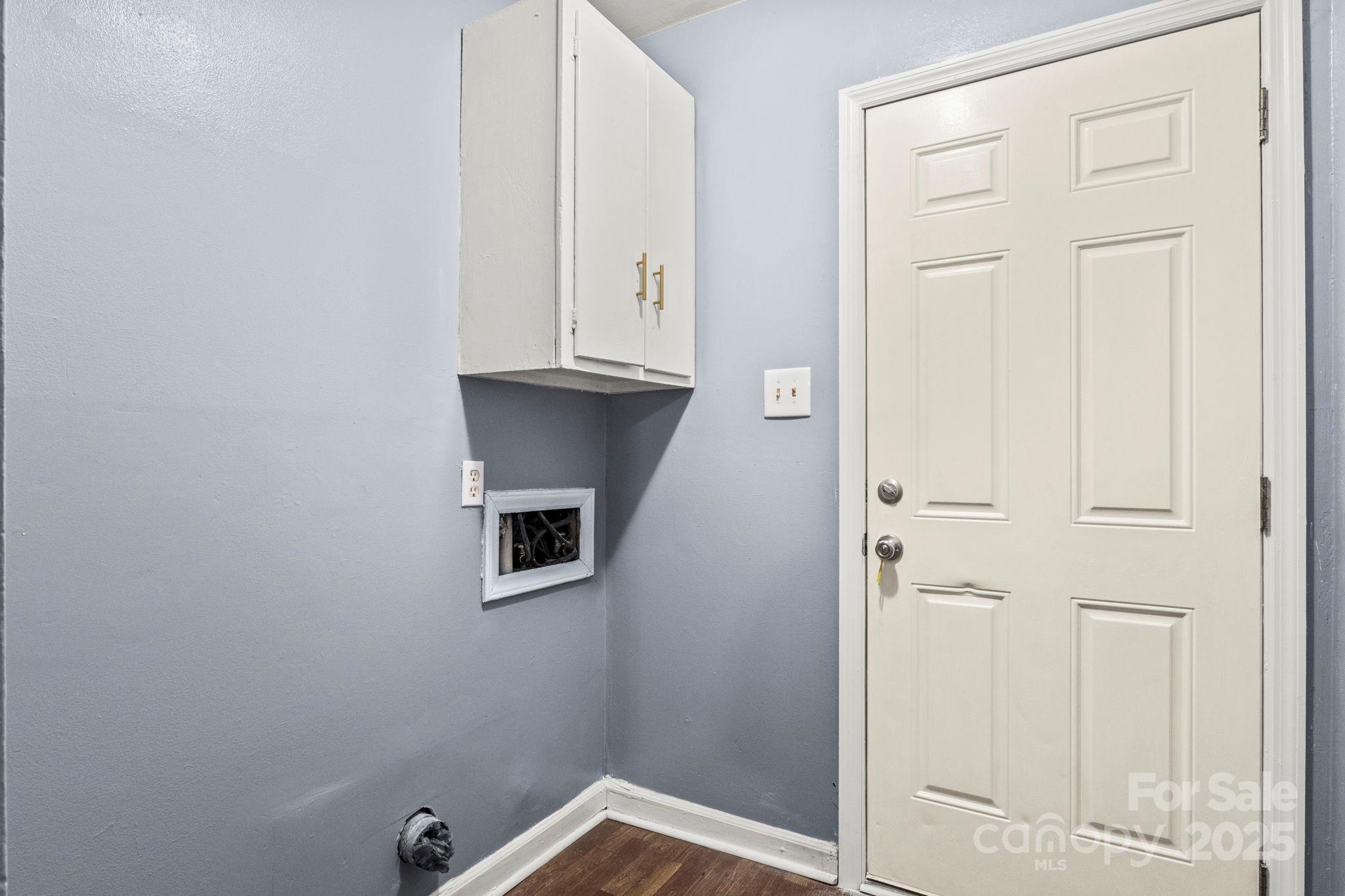 844 Squirrel Hill Road Charlotte, NC 28213 - Photo 11 of 24