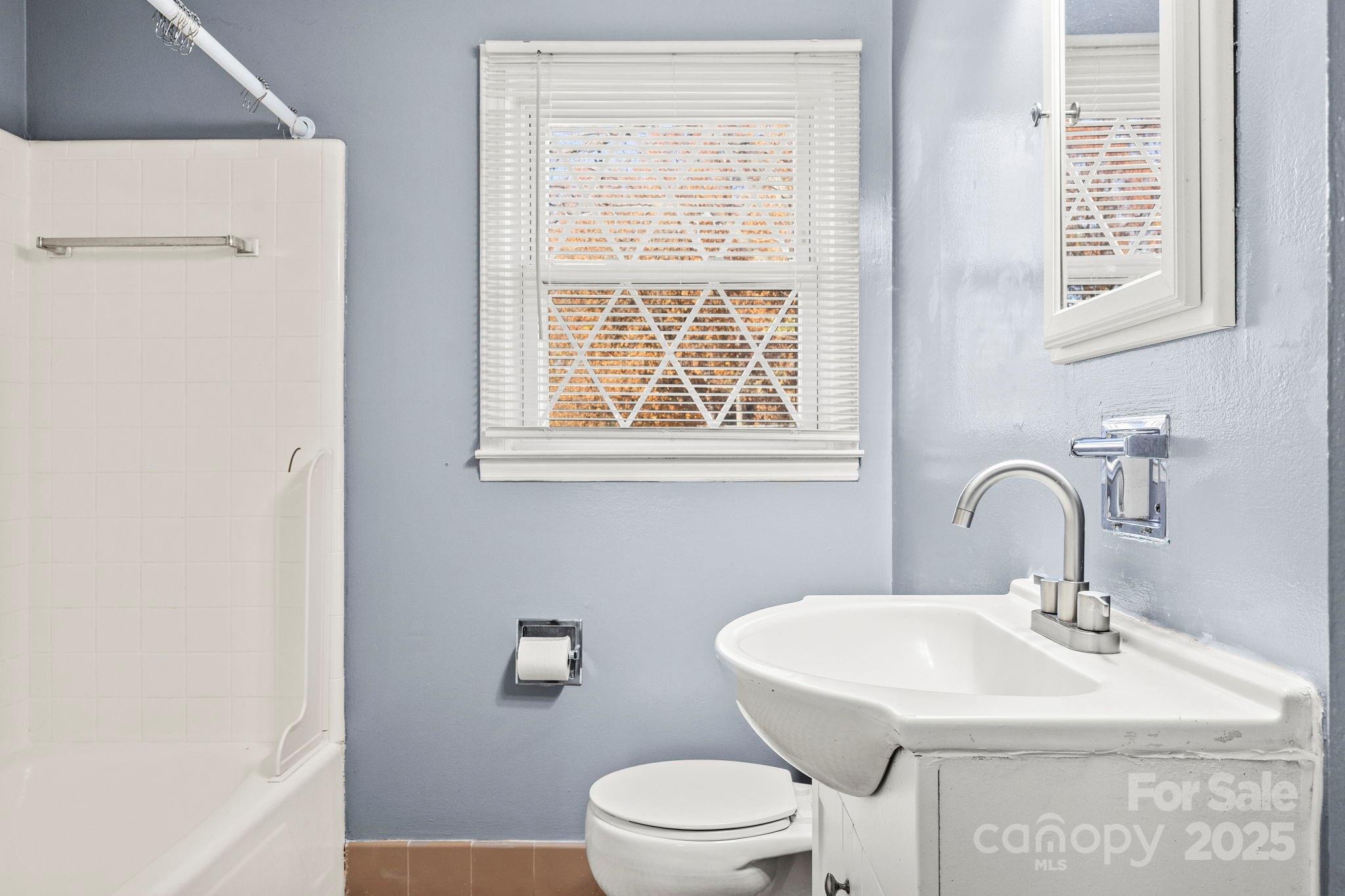 844 Squirrel Hill Road Charlotte, NC 28213 - Photo 17 of 24