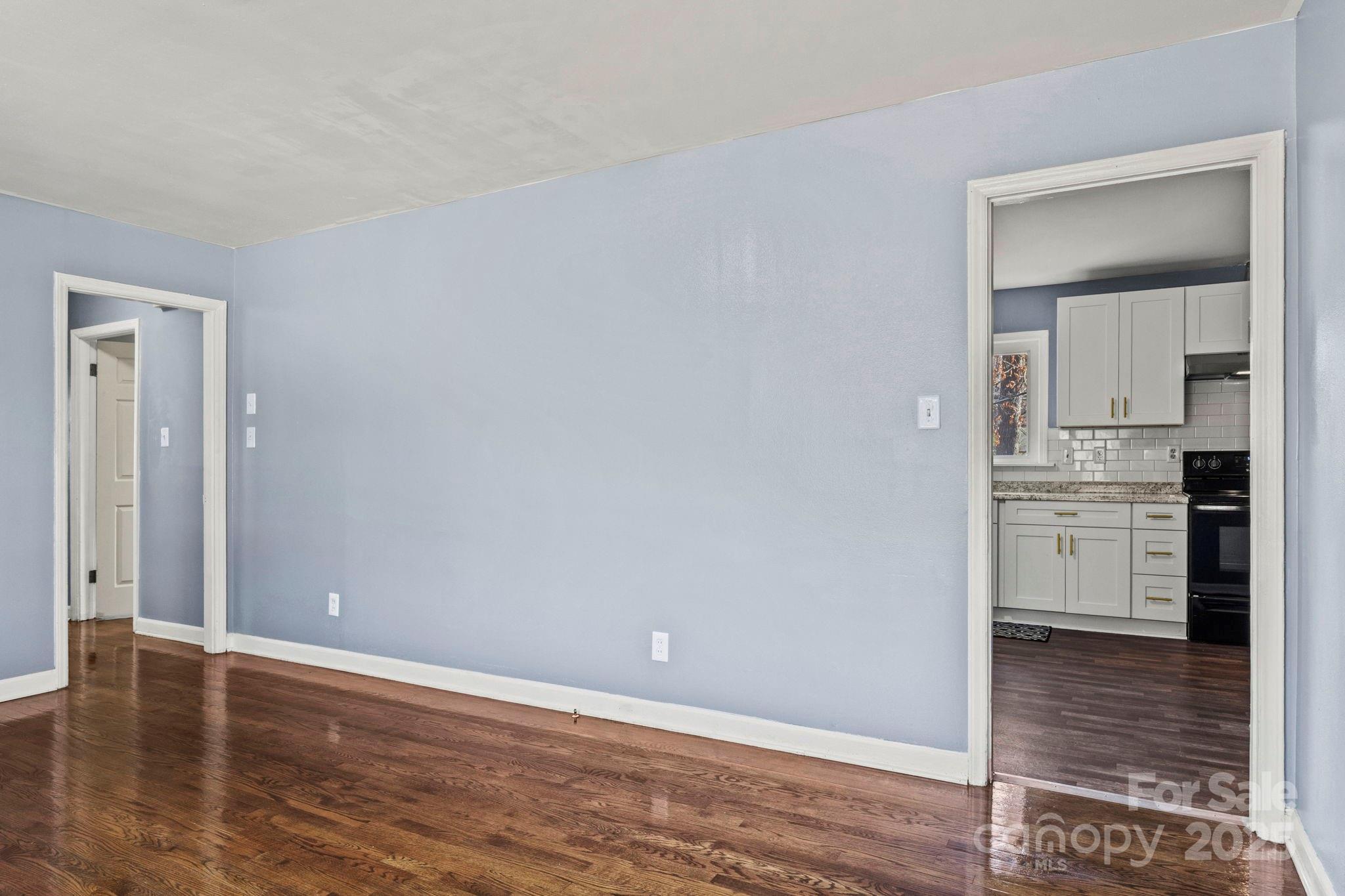 844 Squirrel Hill Road Charlotte, NC 28213 - Photo 6 of 24