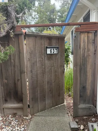 $2,808,088 | 637 Keats Court, Palo Alto, CA 94303