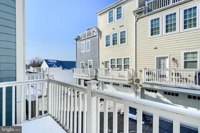 $479,000 | 305 Davage Lane, Towson, MD 21286