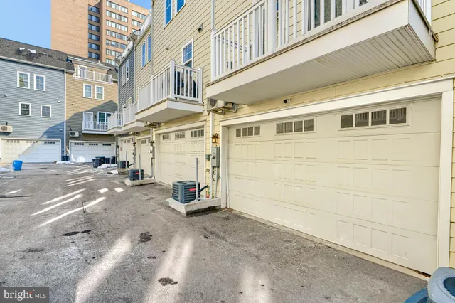 $479,000 | 305 Davage Lane, Towson, MD 21286