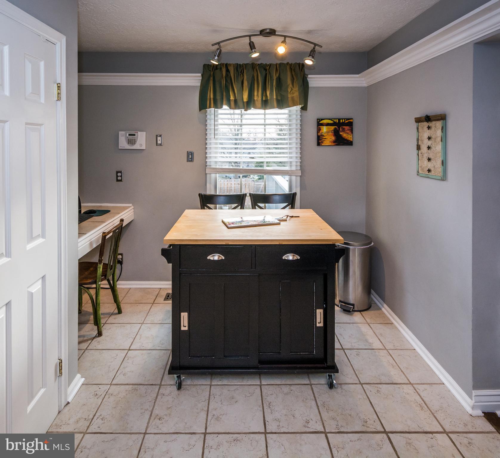 7 Redfield Court Baltimore, MD 21236 - Photo 10 of 44