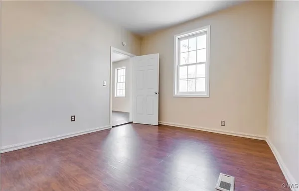 $1,200 | 103 West Embargo Street, Unit 1, Rome, NY 13440