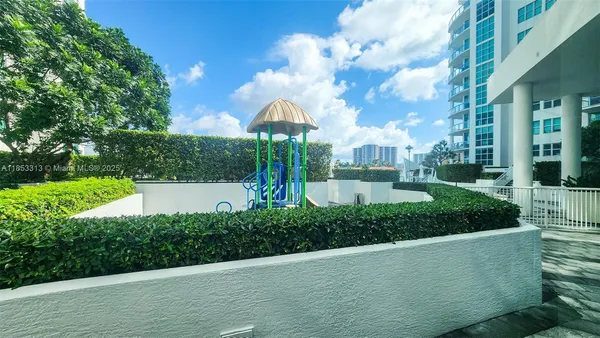 $6,345 | 3131 Northeast 188th Street, Unit 11212, Aventura, FL 33180