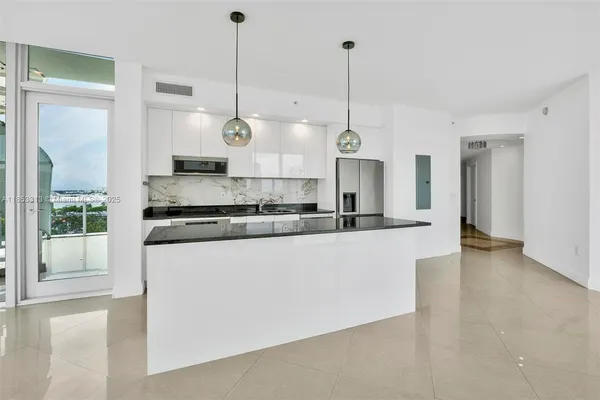 $6,345 | 3131 Northeast 188th Street, Unit 11212, Aventura, FL 33180