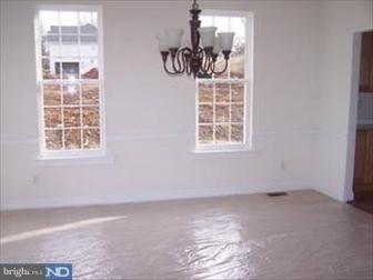 2 Mill Ridge Drive Aston, PA 19014 - Photo 4 of 5 Dining Room