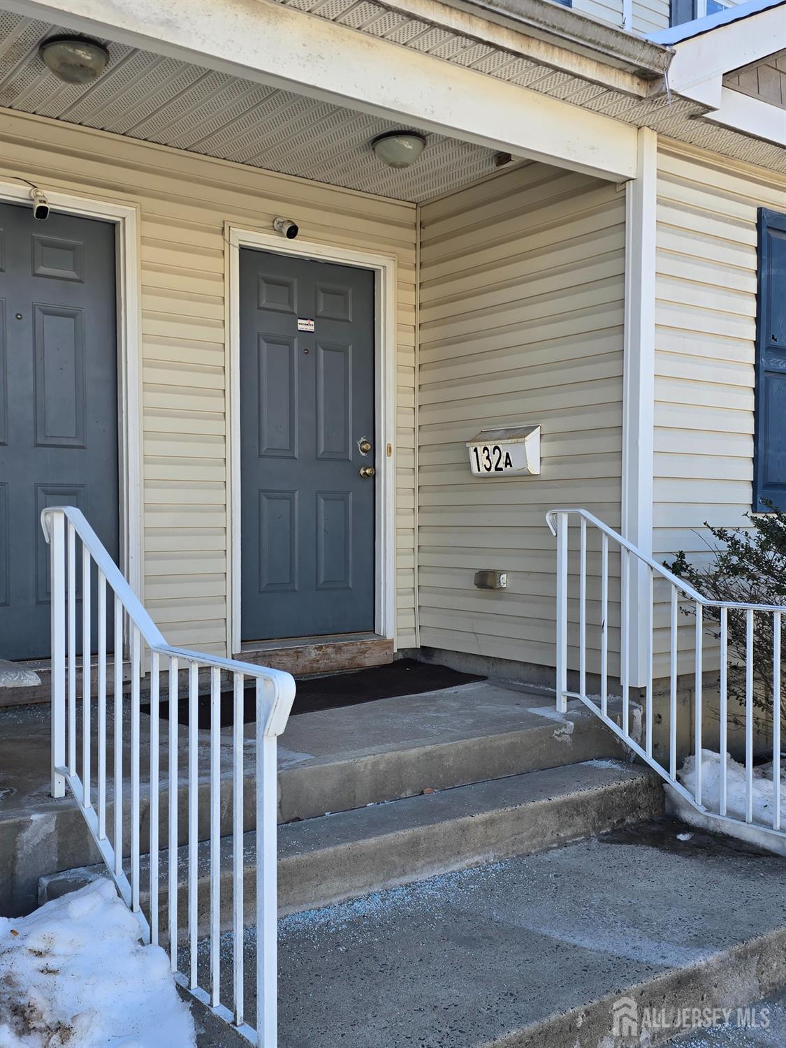 132 Remsen Avenue New Brunswick, NJ 08901 - Photo 4 of 11 a view of a house with a small cabin