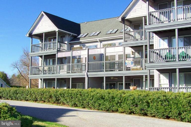 1 Bayview Road, Unit 20B Betterton, MD 21610 - Photo 4 of 7 Left Side, 2nd and 3rd floor