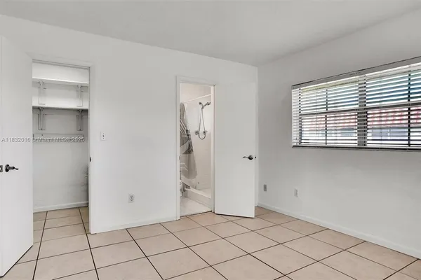 $395,000 | 8650 Southwest 67th Avenue, Unit 1025, Pinecrest, FL 33156