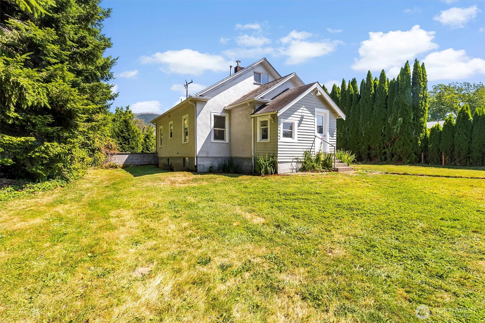 5947 Lawrence Road Everson, WA 98247 - Photo 4 of 32