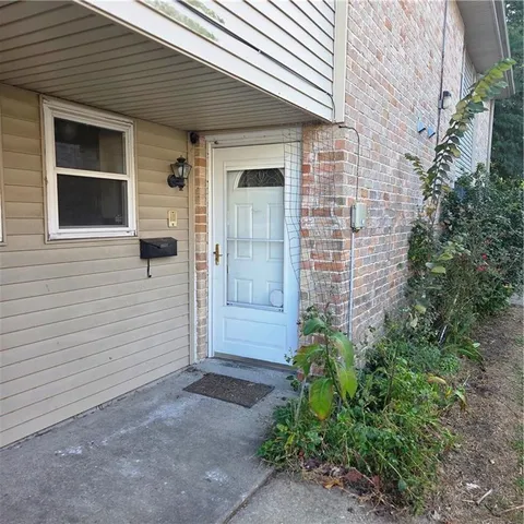 $1,350 | 3632 Martinique Avenue, Unit C, Kenner, LA 70065