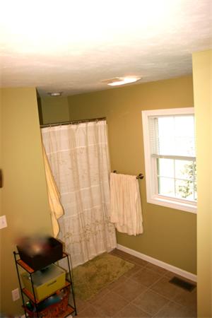25 Rena Street Worcester, MA 01604 - Photo 12 of 21 Gallery Image 12