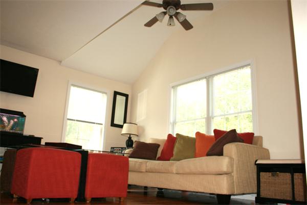 25 Rena Street Worcester, MA 01604 - Photo 7 of 21 Gallery Image 7