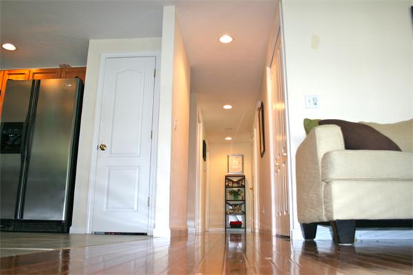 25 Rena Street Worcester, MA 01604 - Photo 8 of 21 Gallery Image 8