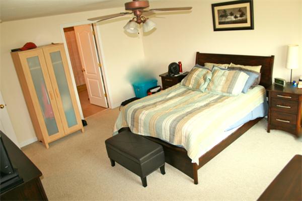 25 Rena Street Worcester, MA 01604 - Photo 10 of 21 Gallery Image 10